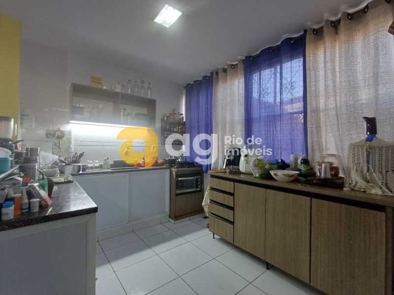 WhatsApp Image 2025-10-16 at 1 - 7