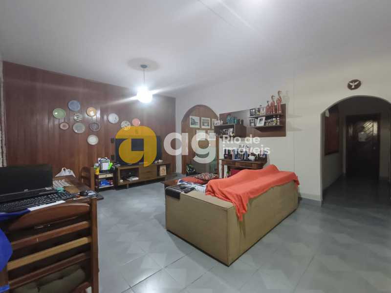 WhatsApp Image 2025-10-16 at 1 - 6