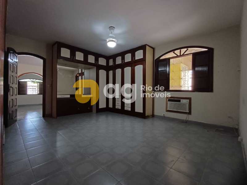 WhatsApp Image 2025-12-12 at 1 - 5