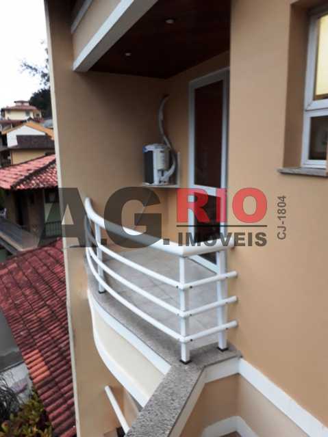 3º Piso - Quarto 1 - Varanda - 21