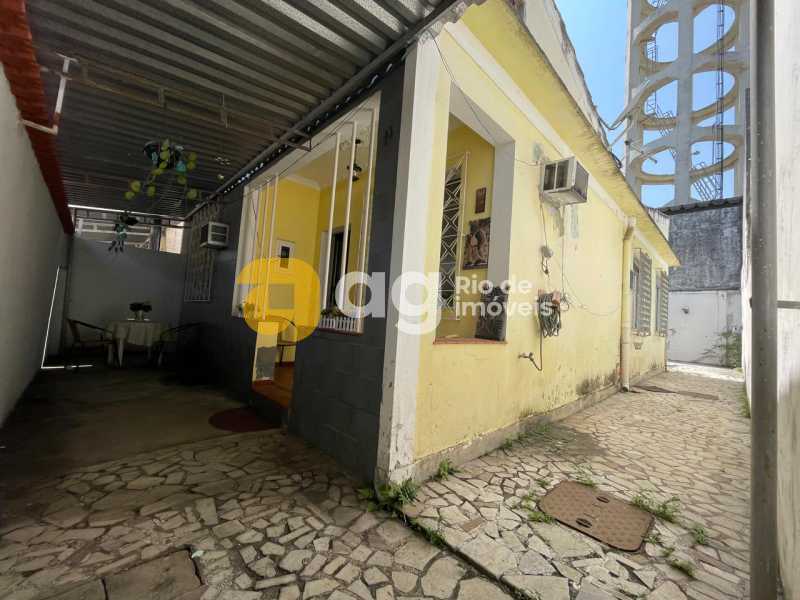 WhatsApp Image 2025-10-23 at 0 - 4