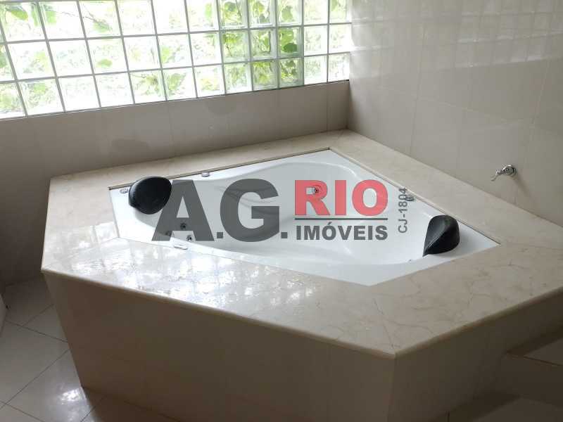 WhatsApp Image 2023-01-11 at 1 - 4