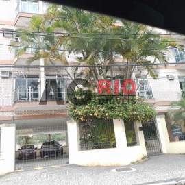 Ótima localização - APTO 117 METROS MELHOR CONDOMÍNIO VALQUEIRE - 2 QUARTOS SUITE E MAIS DEPENDÊNCIA EMPREGADA - VVAP21597