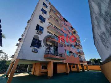 Ótima localização - COM ELEVADOR - CENTRO DE VILA VALQUEIRE - TUDO NA PORTA - COMÉRCIO E CONDUÇÃO - VVAP21624