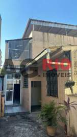 DUAS CASAS À VENDA - VVCA30290