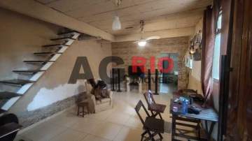 Casa 3 quartos à venda Rio de Janeiro,RJ - R$ 160.000 - VVCA30302