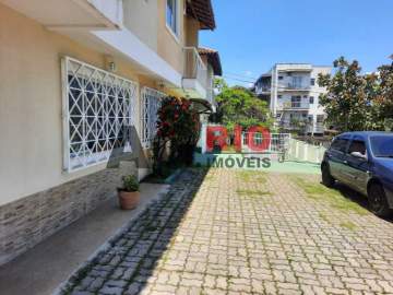 Casa em Condomínio - Duplex / 2 Quartos 1 Suíte / Ac. Financiamento - VVCN20188