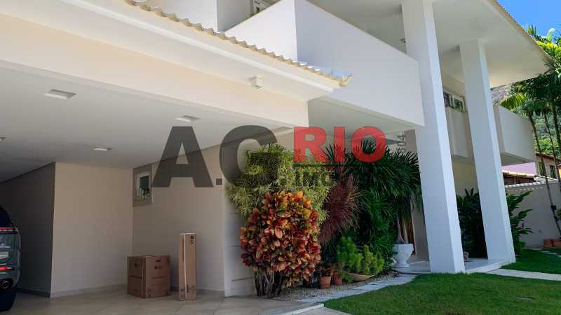 FACHADA - 2