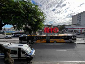Imperdível - Apartamento para alugar Estrada dos Bandeirantes,Rio de Janeiro,RJ - R$ 1.400 - VVAP22115