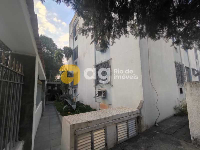 WhatsApp Image 2025-09-19 at 1 - 4