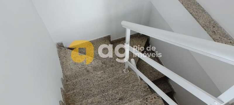 Conheça WhatsApp Image 2025-09-29 at 0 do imóvel - CASA MODERNIZADA COM PISCINA - ALTO PADRÃO - VVCA30340 - 5 WhatsApp Image 2025-09-29 at 0 - 5