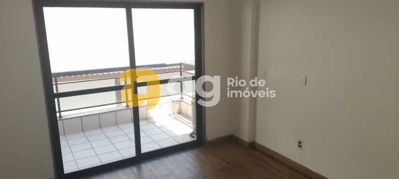 WhatsApp Image 2025-10-02 at 1 - 4