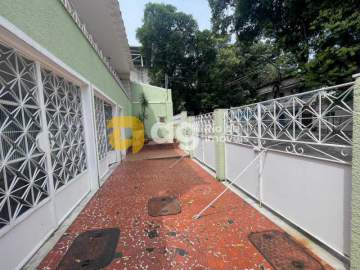 WhatsApp Image 2025-10-03 at 1 - 1