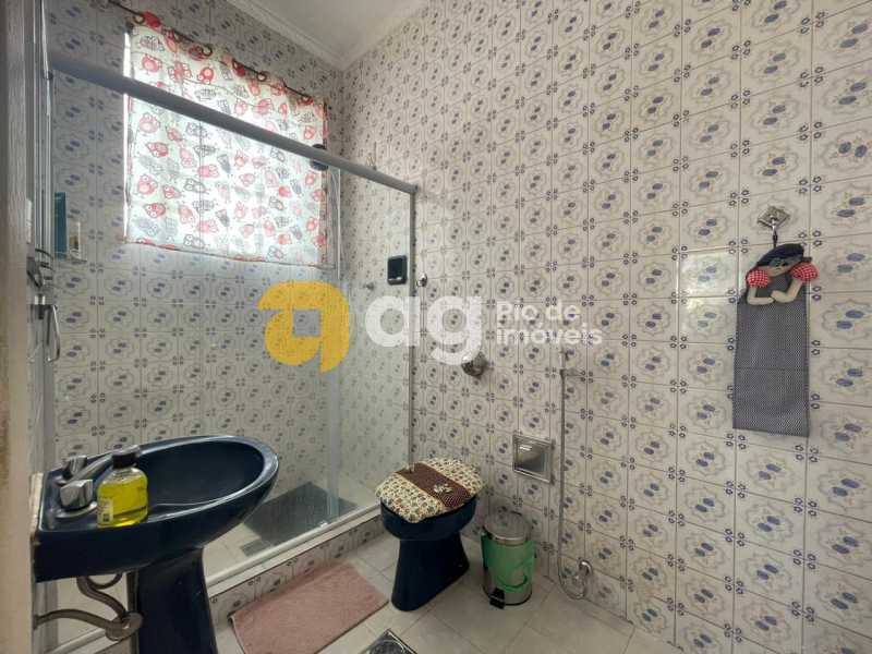 WhatsApp Image 2025-10-03 at 1 - 6