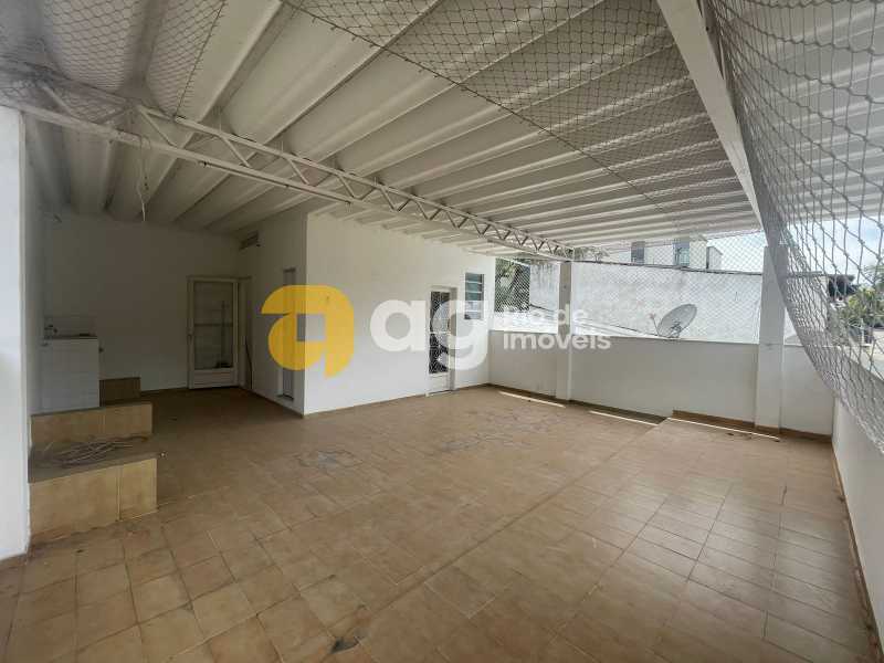 WhatsApp Image 2025-10-09 at 1 - 8