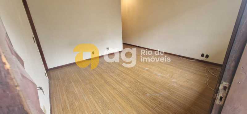 WhatsApp Image 2025-10-10 at 1 - 3