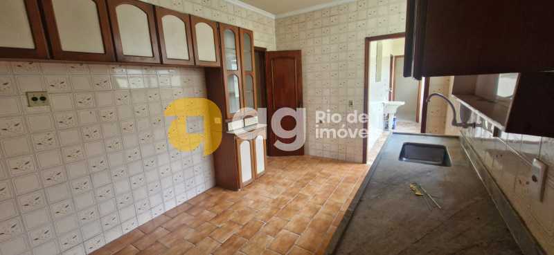 WhatsApp Image 2025-10-10 at 1 - 18