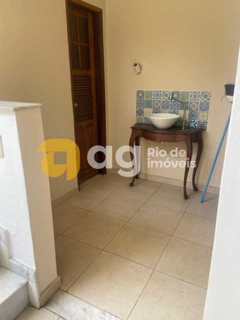 WhatsApp Image 2025-10-21 at 1 - 20