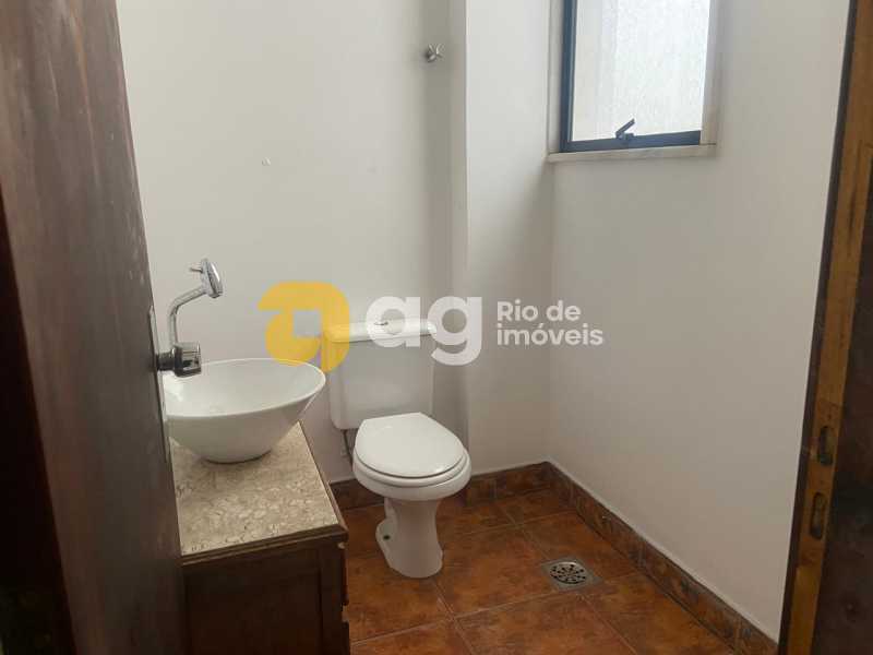 WhatsApp Image 2025-10-21 at 1 - 10