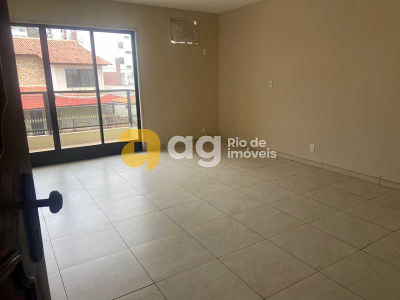 WhatsApp Image 2025-10-21 at 1 - 8