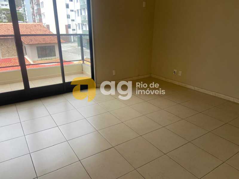 WhatsApp Image 2025-10-21 at 1 - 7