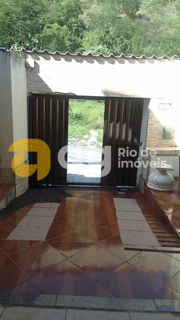 WhatsApp Image 2025-10-24 at 0 - 1