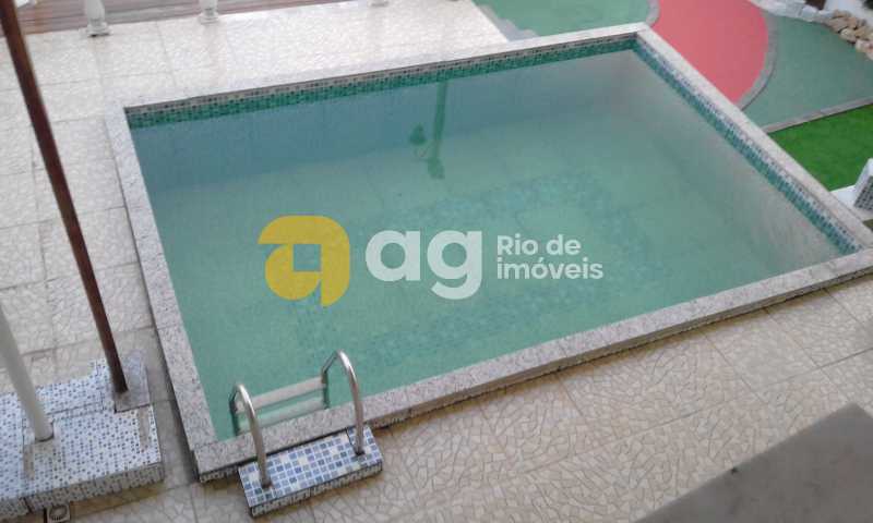 WhatsApp Image 2025-10-24 at 0 - 5