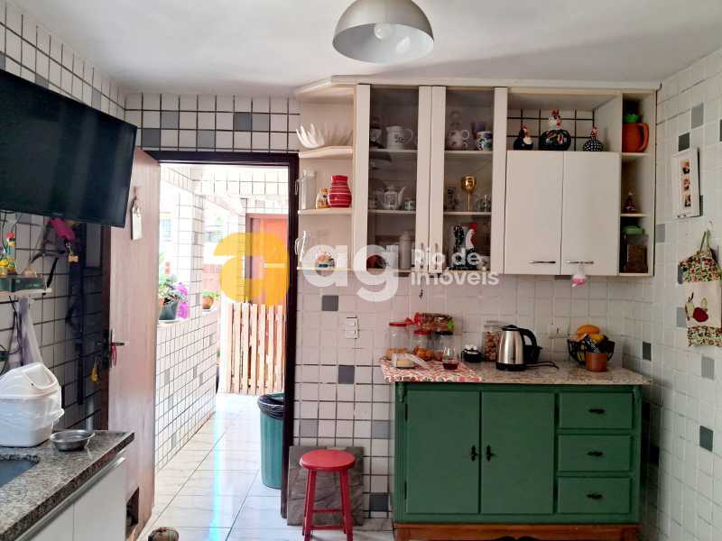 Conheça WhatsApp Image 2025-10-27 at 1 do imóvel - Casa à venda Rua Luís Santiago de Mesquita,Rio de Janeiro,RJ - R$ 1.000.000 - VVCA30347 - 10 WhatsApp Image 2025-10-27 at 1 - 10