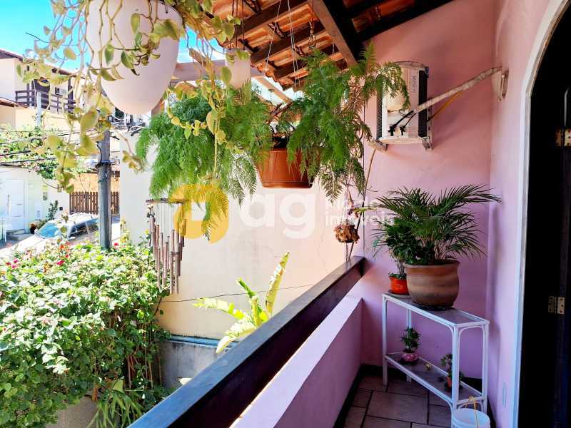 Conheça WhatsApp Image 2025-10-27 at 1 do imóvel - Casa à venda Rua Luís Santiago de Mesquita,Rio de Janeiro,RJ - R$ 1.000.000 - VVCA30347 - 16 WhatsApp Image 2025-10-27 at 1 - 16