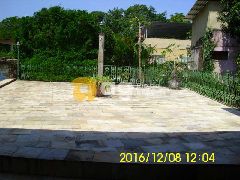 WhatsApp Image 2025-10-17 at 1 - 5