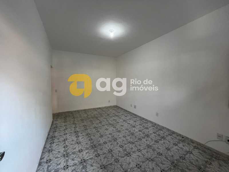 WhatsApp Image 2025-10-16 at 1 - 6