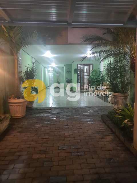 WhatsApp Image 2025-10-27 at 1 - 2