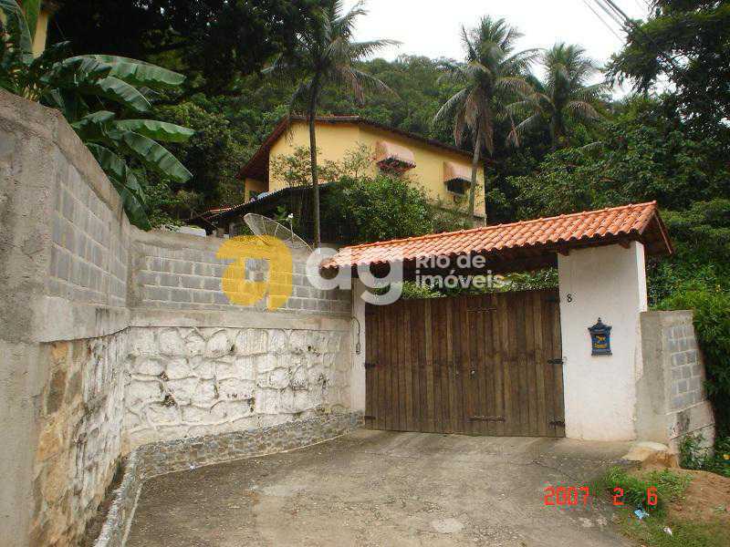 WhatsApp Image 2025-10-17 at 1 - 1