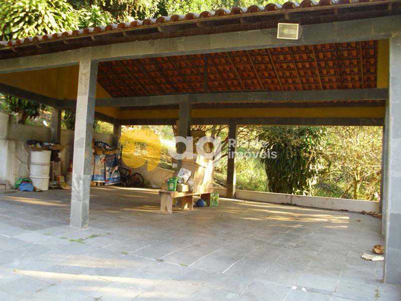 WhatsApp Image 2025-10-17 at 1 - 6