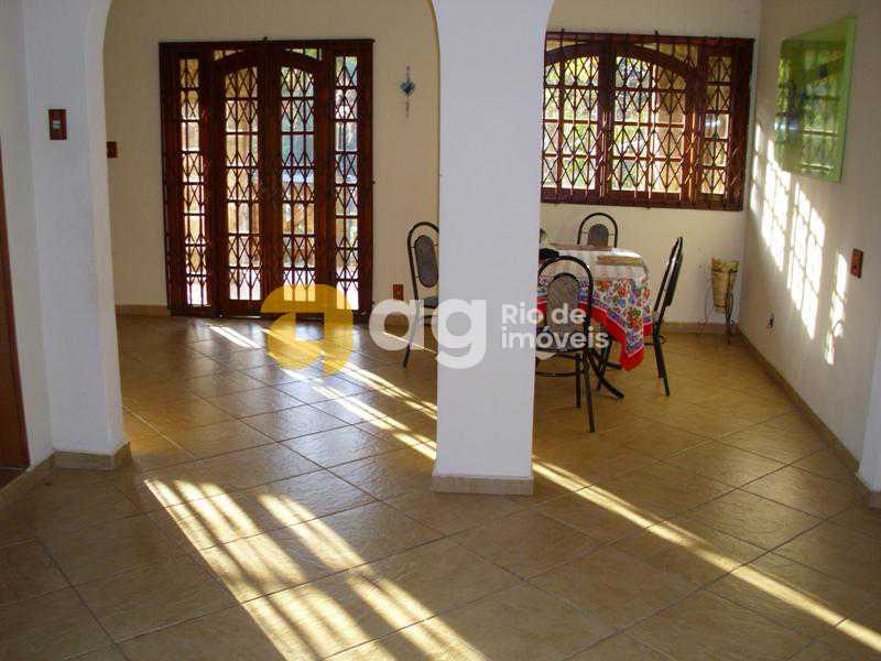 WhatsApp Image 2025-10-17 at 1 - 21