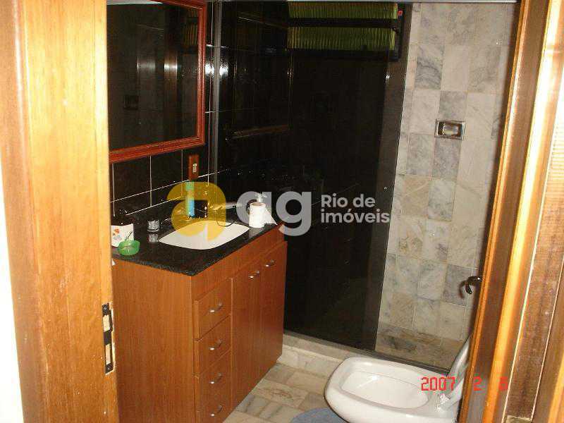 WhatsApp Image 2025-10-17 at 1 - 24