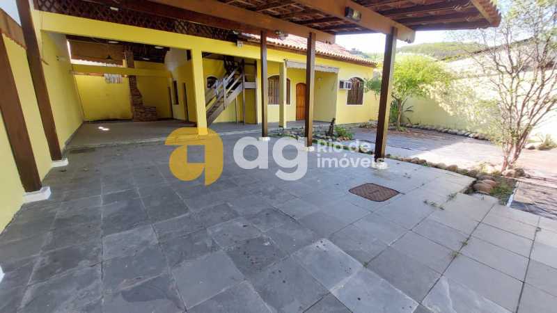 WhatsApp Image 2025-11-13 at 1 - 24