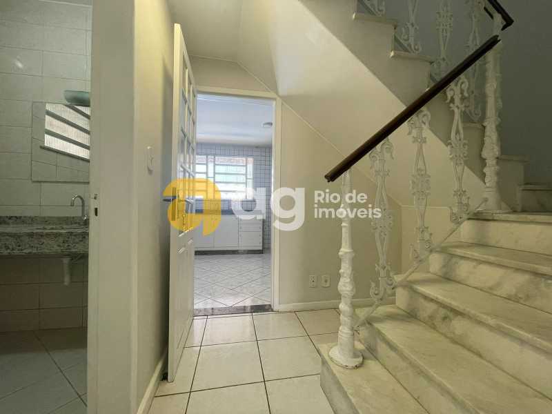 872442f9-eea8-4557-a5a7-d4e356 - 11