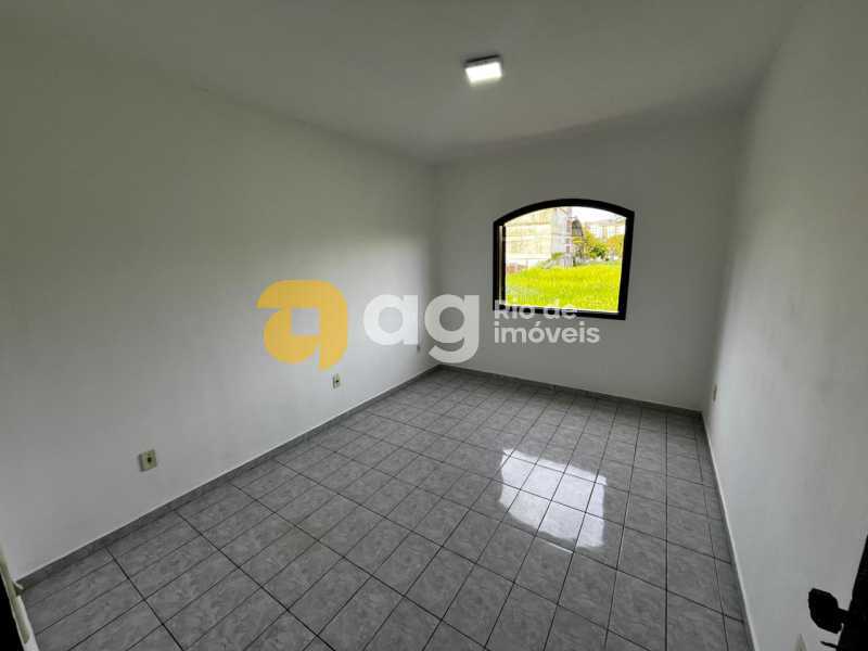 WhatsApp Image 2025-12-01 at 1 - 7