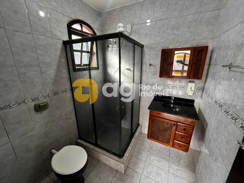 WhatsApp Image 2025-12-01 at 1 - 8