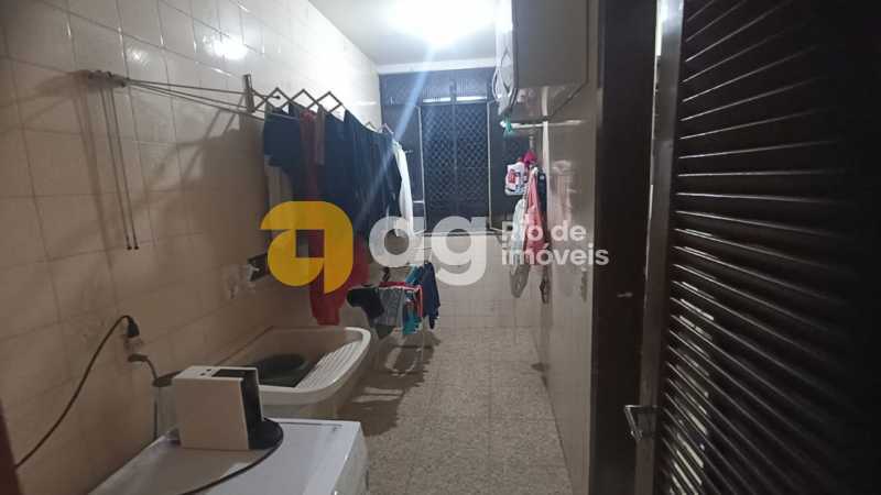 64d7a7d2-596a-4351-bf15-831eb2 - 8