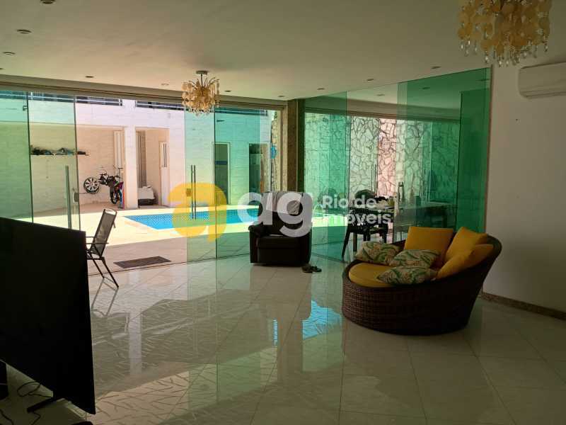 WhatsApp Image 2025-12-30 at 1 - 9