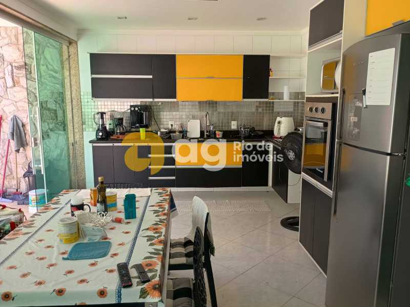 WhatsApp Image 2025-12-30 at 1 - 10