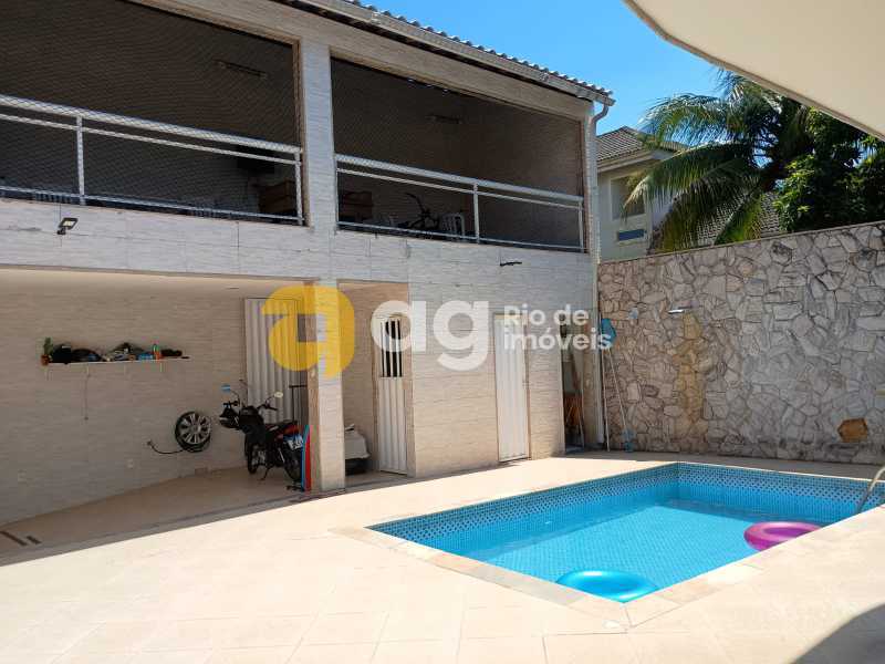 WhatsApp Image 2025-12-30 at 1 - 4