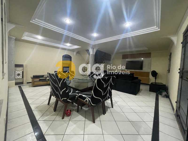 2eeaba4d-7a35-4d5b-9c35-fe2cd7 - 4