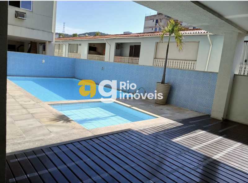PISCINA - 2