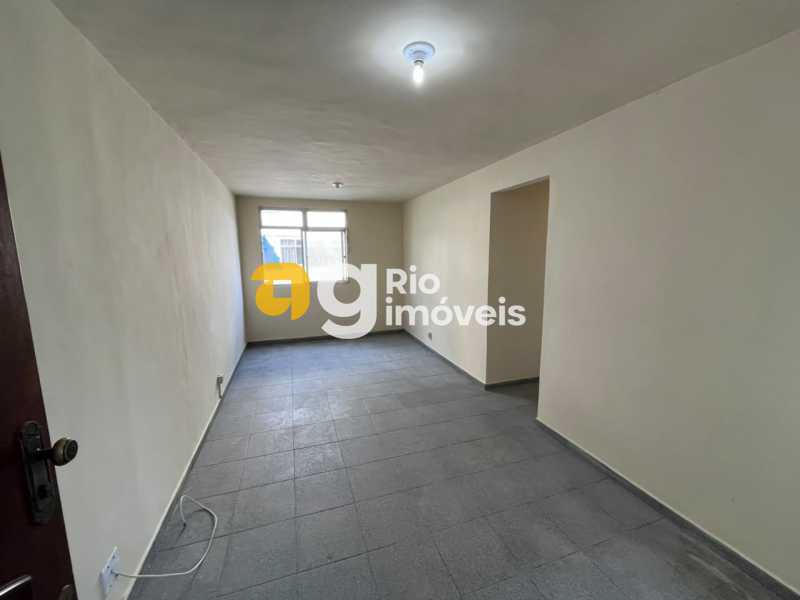 Ótima localização - Apartamento andar baixo Merk - TQAP20852