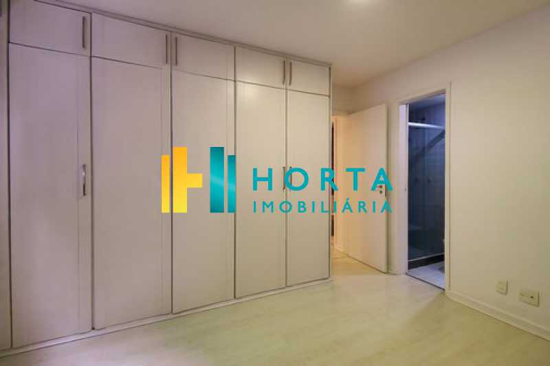 mobile_master_bedroom41 - 16
