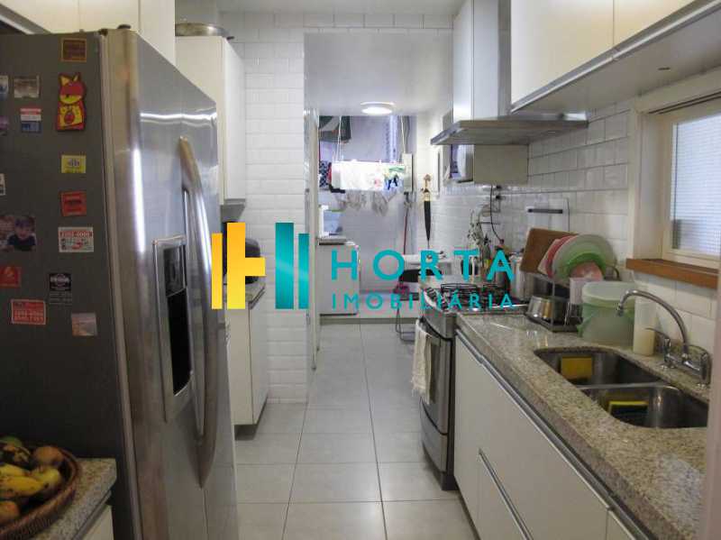 Conheça e63821ba-0b15-433a-8935-0d700c do imóvel - Três quartos com vaga na escritura, reformado, rua transversal silenciosa, próximo ao metrô. Documentação cristalina. - CPAP32037 - 13 e63821ba-0b15-433a-8935-0d700c - 13