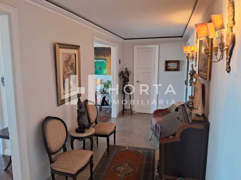 WhatsApp Image 2025-12-01 at 1 - 8